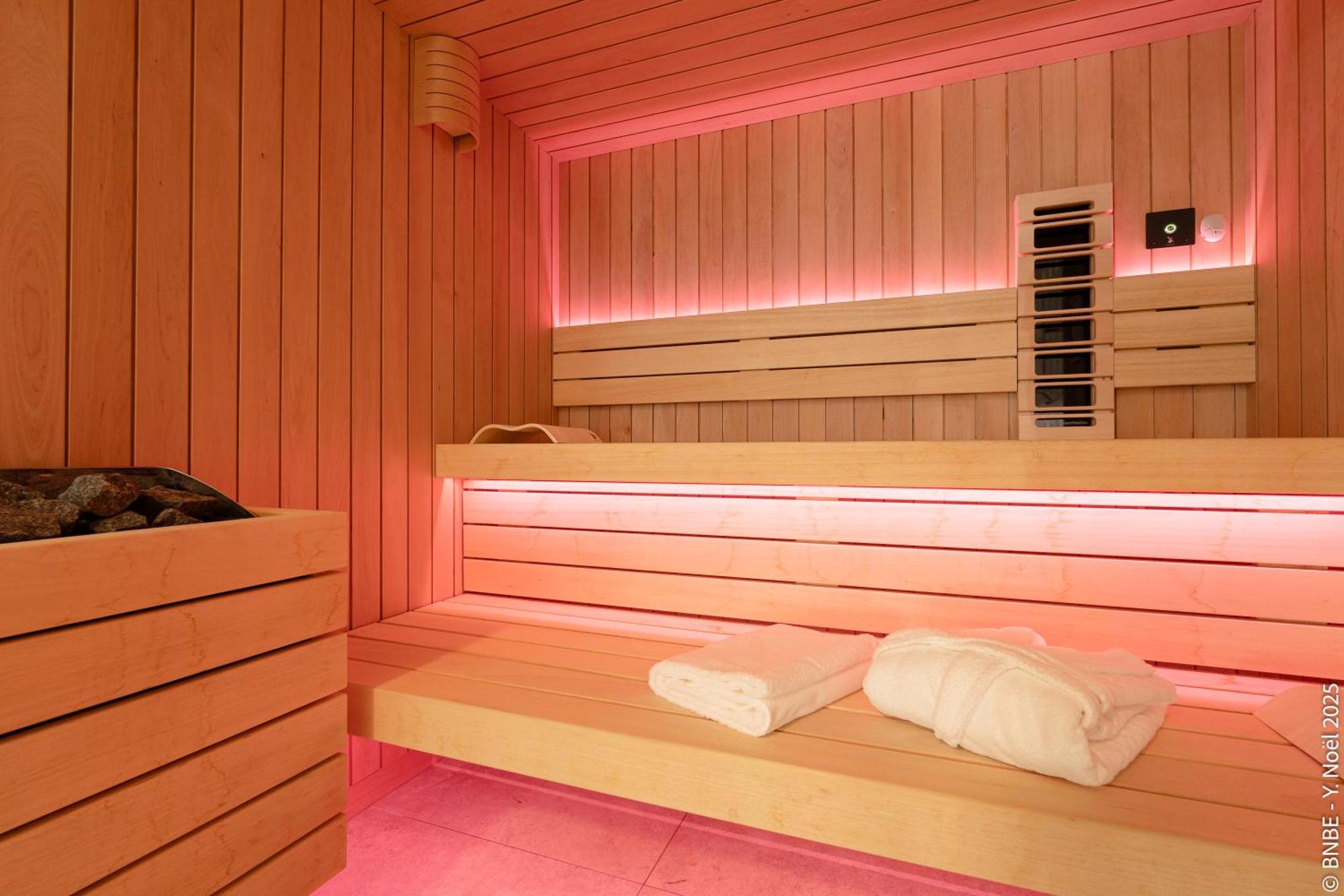 Sous La Houlette, Suites, Piscine Interieure Et Sauna Villers-la-Ville Zewnętrze zdjęcie